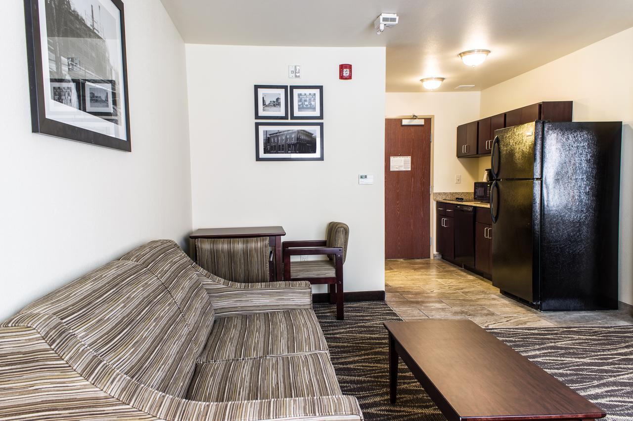 Cobblestone Hotel & Suites - Chippewa Falls Exterior foto
